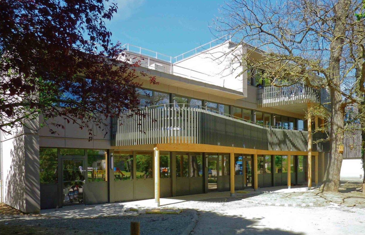 Internat IEM Philiae – ASEI, equipements publics Chantier en site occupé, au cœur du site le plus dense de l'ASEI à ASEI, 1 bis rue du Bac, 31520 Ramonville-Saint-Agne — Arche Studio, architecte à Toulouse