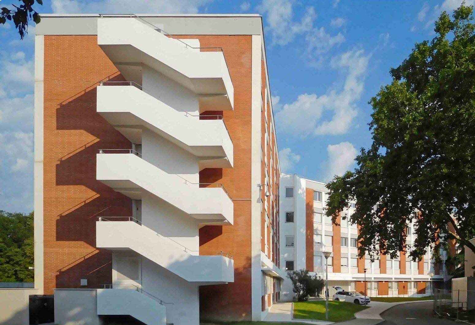 Résidence universitaire de l'Arsenal – Bâtiment A, rénovation Délais et budget contraints à Résidence Crous de l'Arsenal, 2 boulevard Armand Duportal, 31000 Toulouse — Arche Studio, architecte à Toulouse